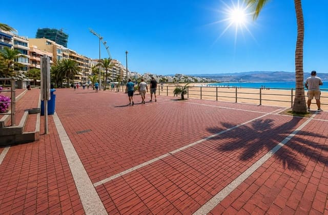 Appartement de 2 chambres à louer à Santa Catalina - Canteras, Las Palmas de Gran Canaria - 1 150 € (Ref: 9938251)