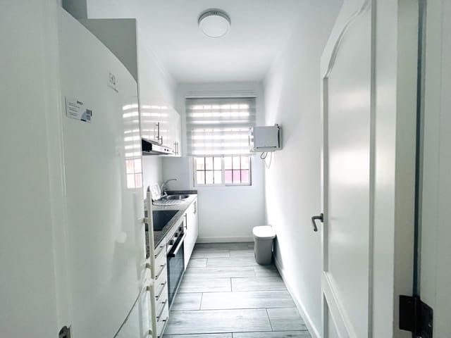 2 quarto Apartamento para arrendar em Santa Catalina - Canteras, Las Palmas de Gran Canaria - 1 150 € (Ref: 9938251)