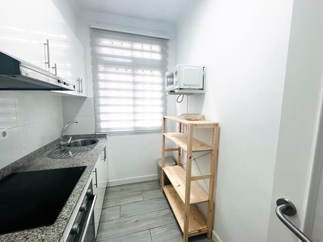 2 quarto Apartamento para arrendar em Santa Catalina - Canteras, Las Palmas de Gran Canaria - 1 150 € (Ref: 9938251)