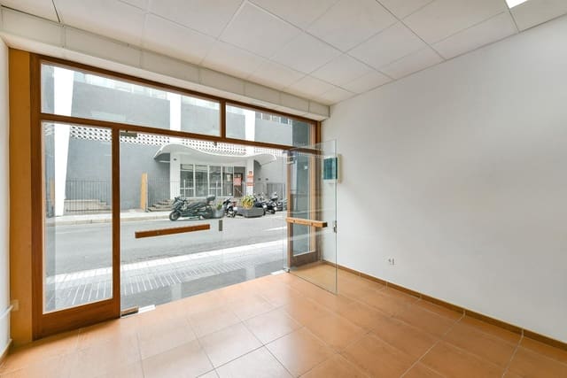 Comercial para arrendar em Las Palmas de Gran Canaria - 1 500 € (Ref: 9952672)