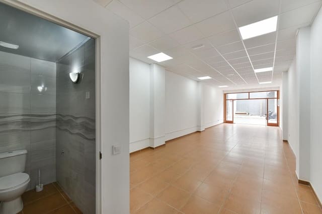 Comercial para arrendar em Las Palmas de Gran Canaria - 1 500 € (Ref: 9952672)