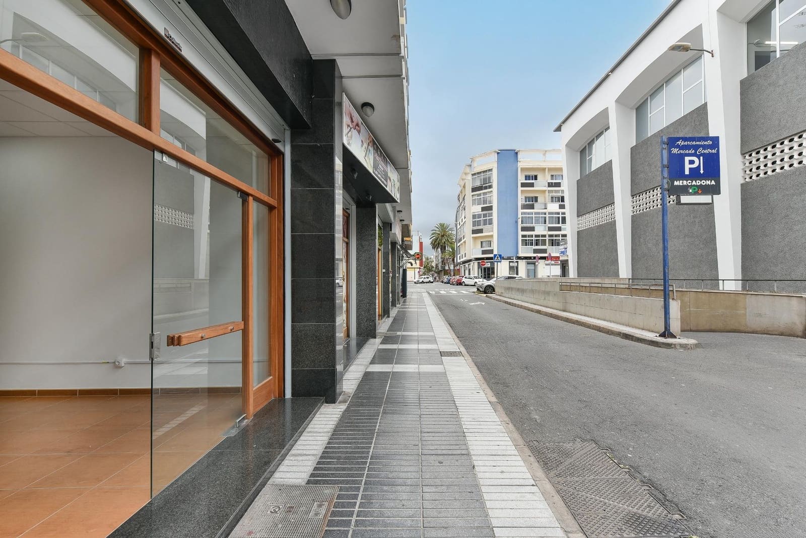 Erhverv til leje i Las Palmas de Gran Canaria - € 1.500 (Ref: 9952672)