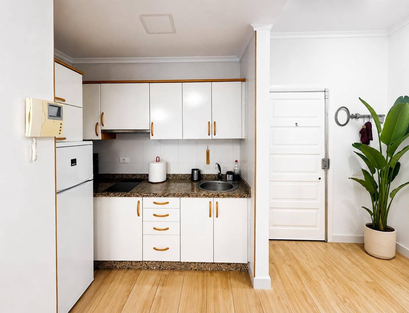 1 quarto Apartamento para arrendar em Las Palmas de Gran Canaria - 1 200 € (Ref: 9952673)