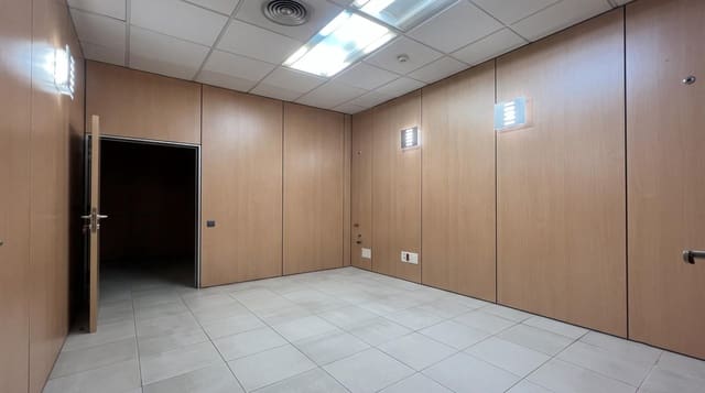 Kantoor te koop in Las Palmas de Gran Canaria - € 150.000 (Ref: 9959819)