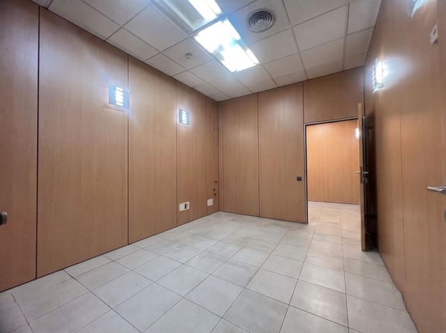 Kantoor te koop in Las Palmas de Gran Canaria - € 150.000 (Ref: 9959819)