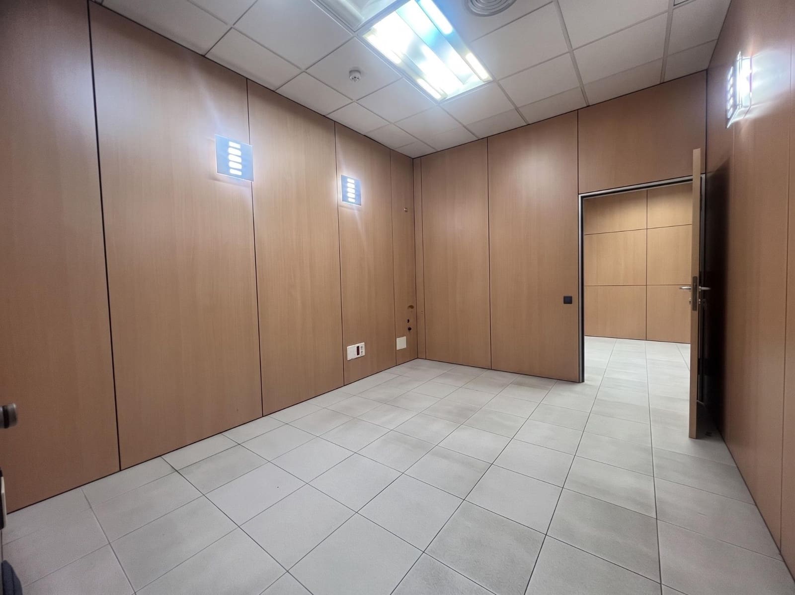 Kantoor te koop in Las Palmas de Gran Canaria - € 150.000 (Ref: 9959819)