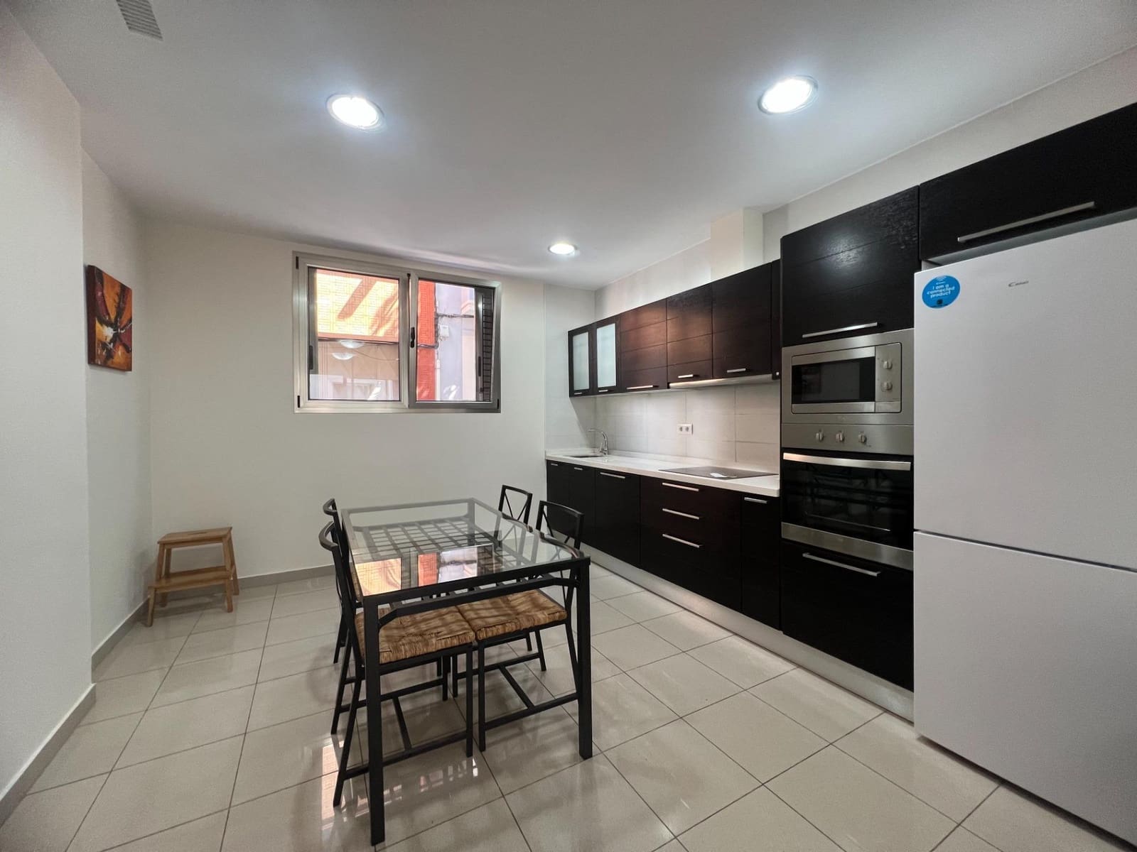 3 quarto Apartamento para arrendar em Las Palmas de Gran Canaria - 950 € (Ref: 9975477)