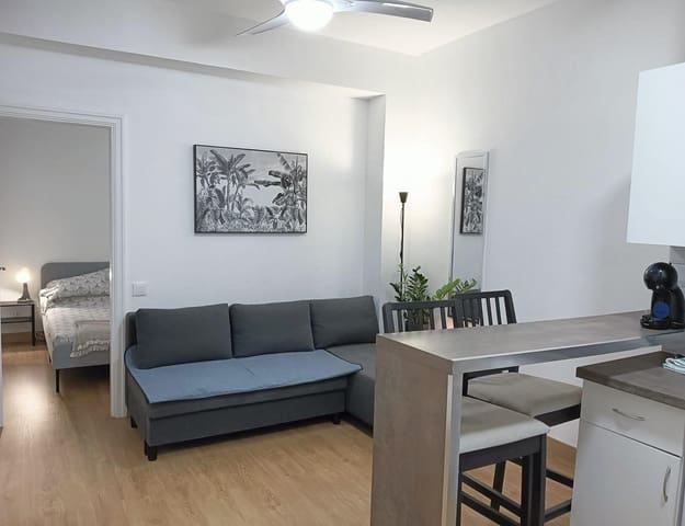 1 quarto Apartamento para arrendar em Guanarteme, Las Palmas de Gran Canaria - 1 100 € (Ref: 9994291)
