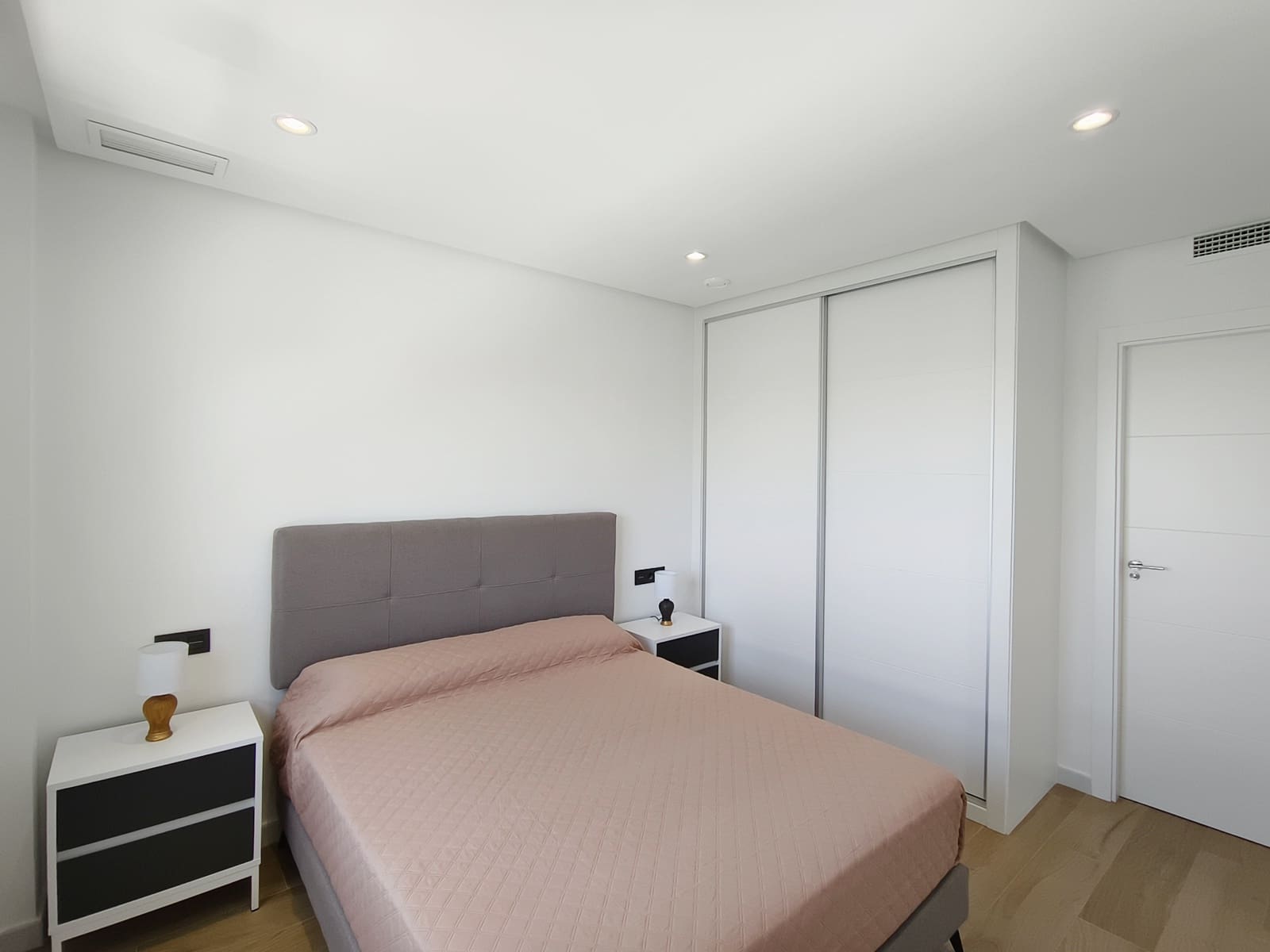 2 chambre Appartement à vendre à Orihuela Costa avec piscine garage - 249 000 € (Ref: 10041622)