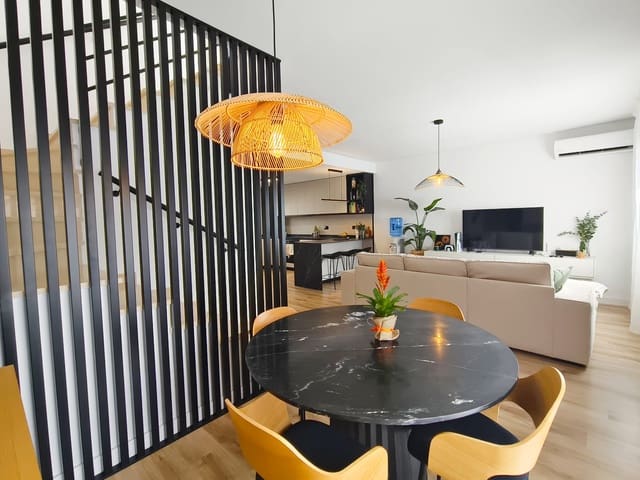 3 sovrum Radhus till salu i San Miguel de Salinas med pool garage - 259 990 € (Ref: 10041629)