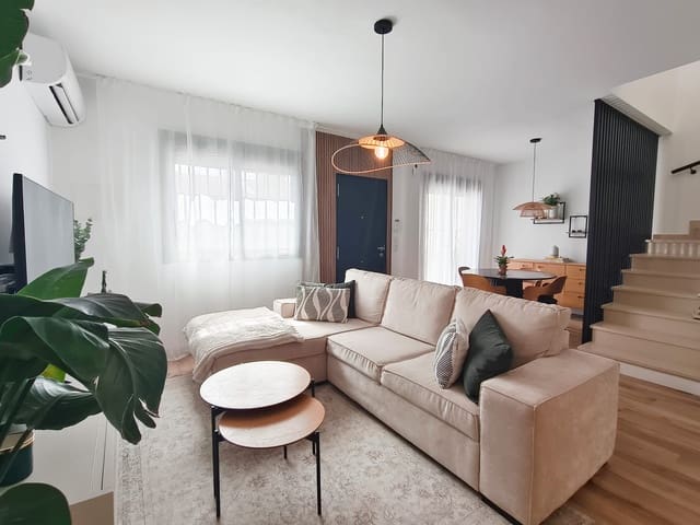 3 sovrum Radhus till salu i San Miguel de Salinas med pool garage - 259 990 € (Ref: 10041629)