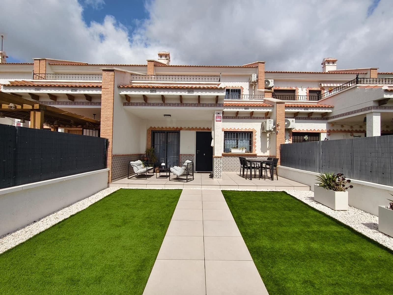3 sovrum Radhus till salu i San Miguel de Salinas med pool garage - 259 990 € (Ref: 10041629)