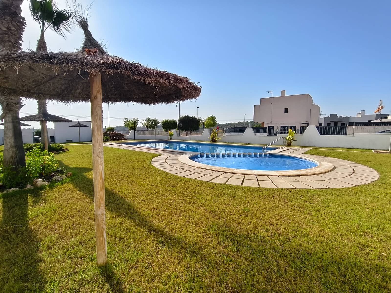 3 sovrum Radhus till salu i San Miguel de Salinas med pool garage - 259 990 € (Ref: 10041629)
