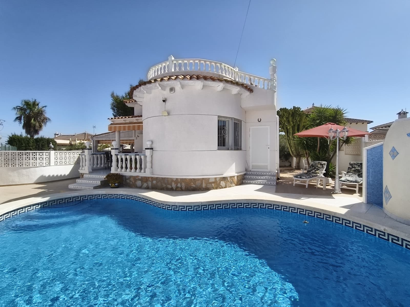 2 bedroom Villa for sale in San Miguel de Salinas with pool garage - € 279,990 (Ref: 10041795)