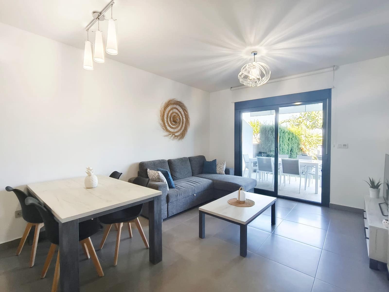 2 slaapkamer Flat te koop in Pilar de la Horadada met zwembad garage - € 214.990 (Ref: 10079783)