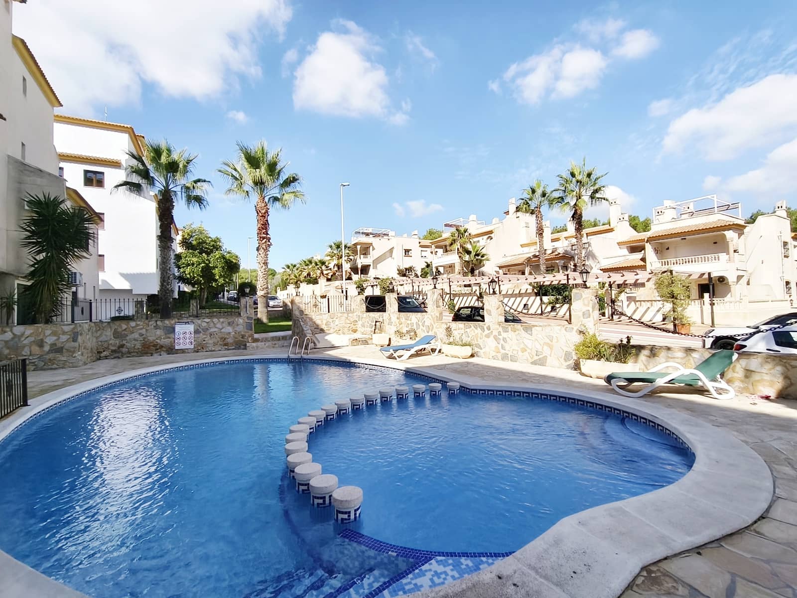 3 soveværelse Lejlighed til salg i Orihuela Costa med swimmingpool garage - € 269.990 (Ref: 10158069)