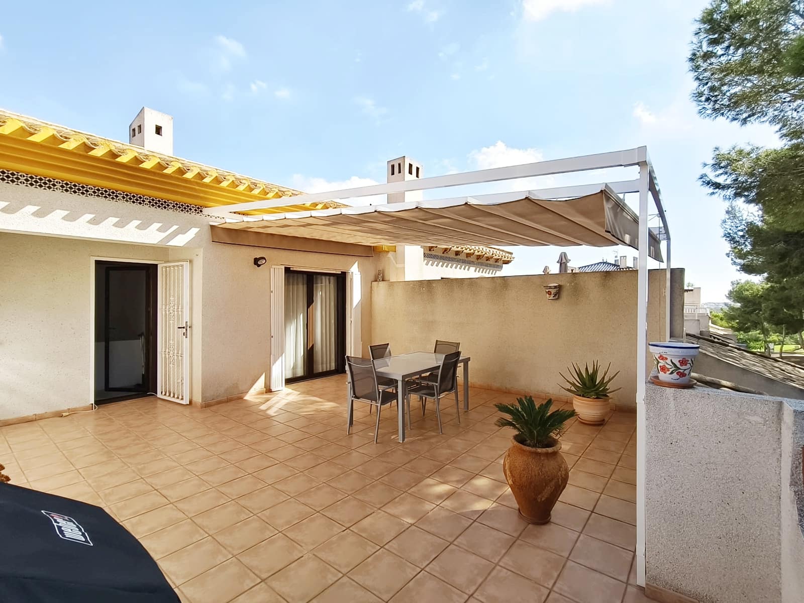 3 soveværelse Lejlighed til salg i Orihuela Costa med swimmingpool garage - € 269.990 (Ref: 10158069)