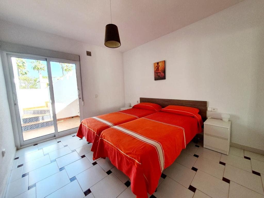 2 bedroom Terraced Villa for sale in Orihuela Costa with pool - € 219,990 (Ref: 10171947)