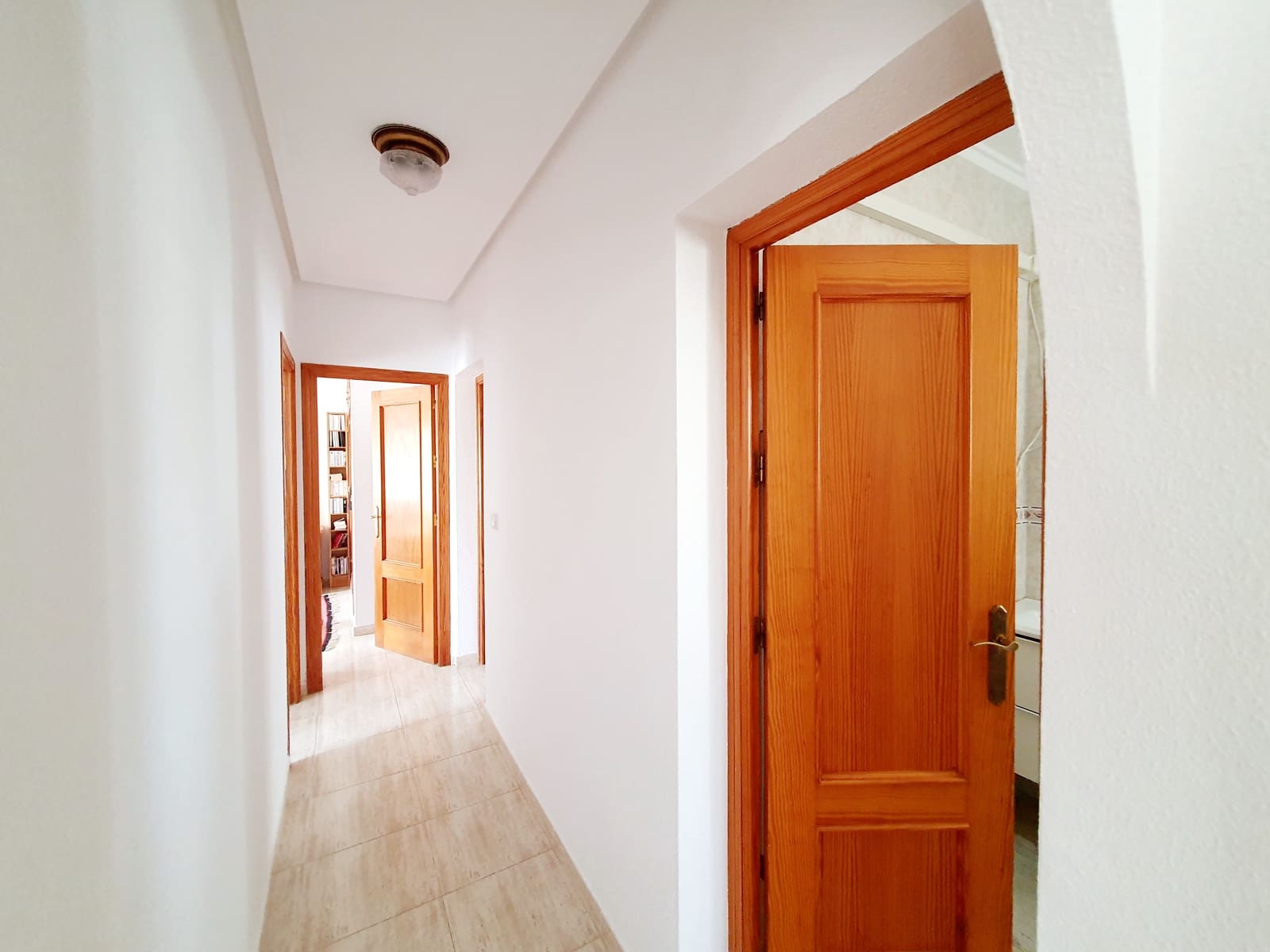 3 bedroom Villa for sale in Torrevieja with garage - € 369,000 (Ref: 9137424)