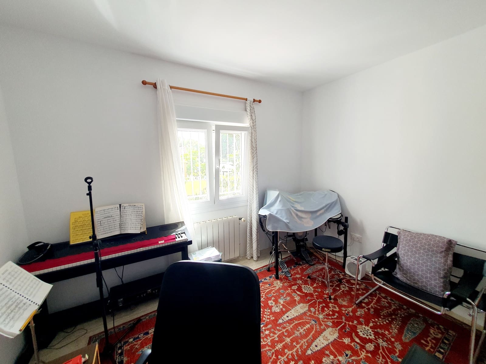 3 bedroom Villa for sale in Torrevieja with garage - € 369,000 (Ref: 9137424)