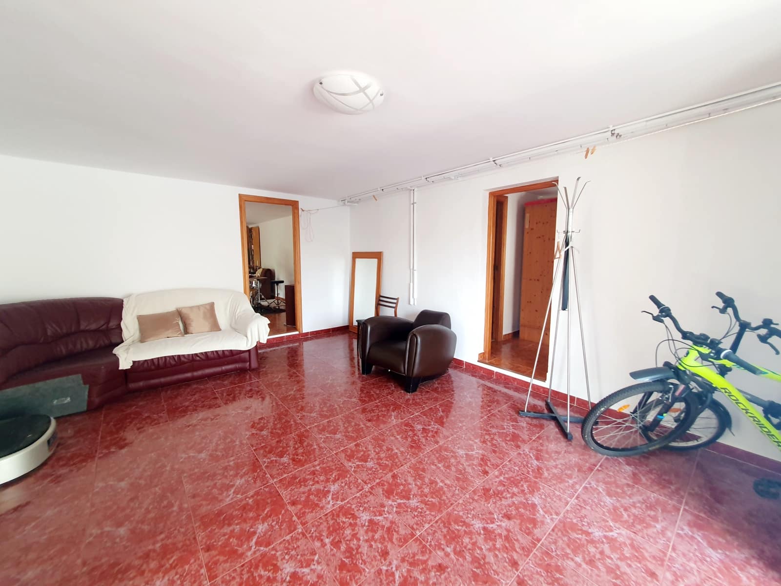 3 bedroom Villa for sale in Torrevieja with garage - € 369,000 (Ref: 9137424)