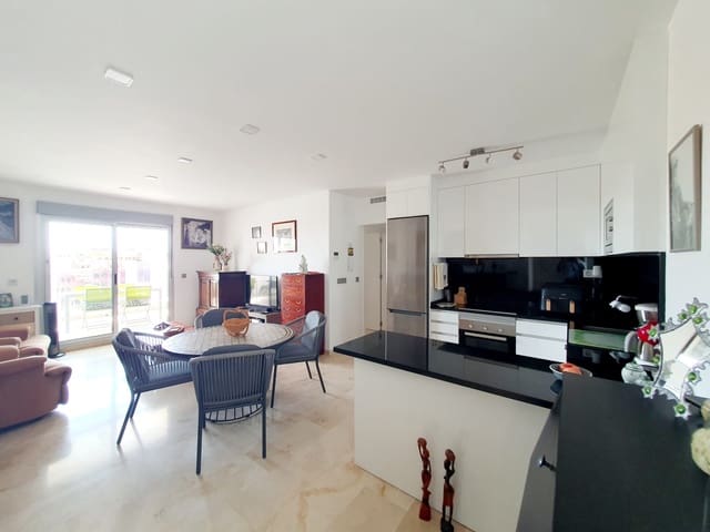 3 bedroom Flat for sale in Blue Lagoon with pool garage - € 254,900 (Ref: 9161754)