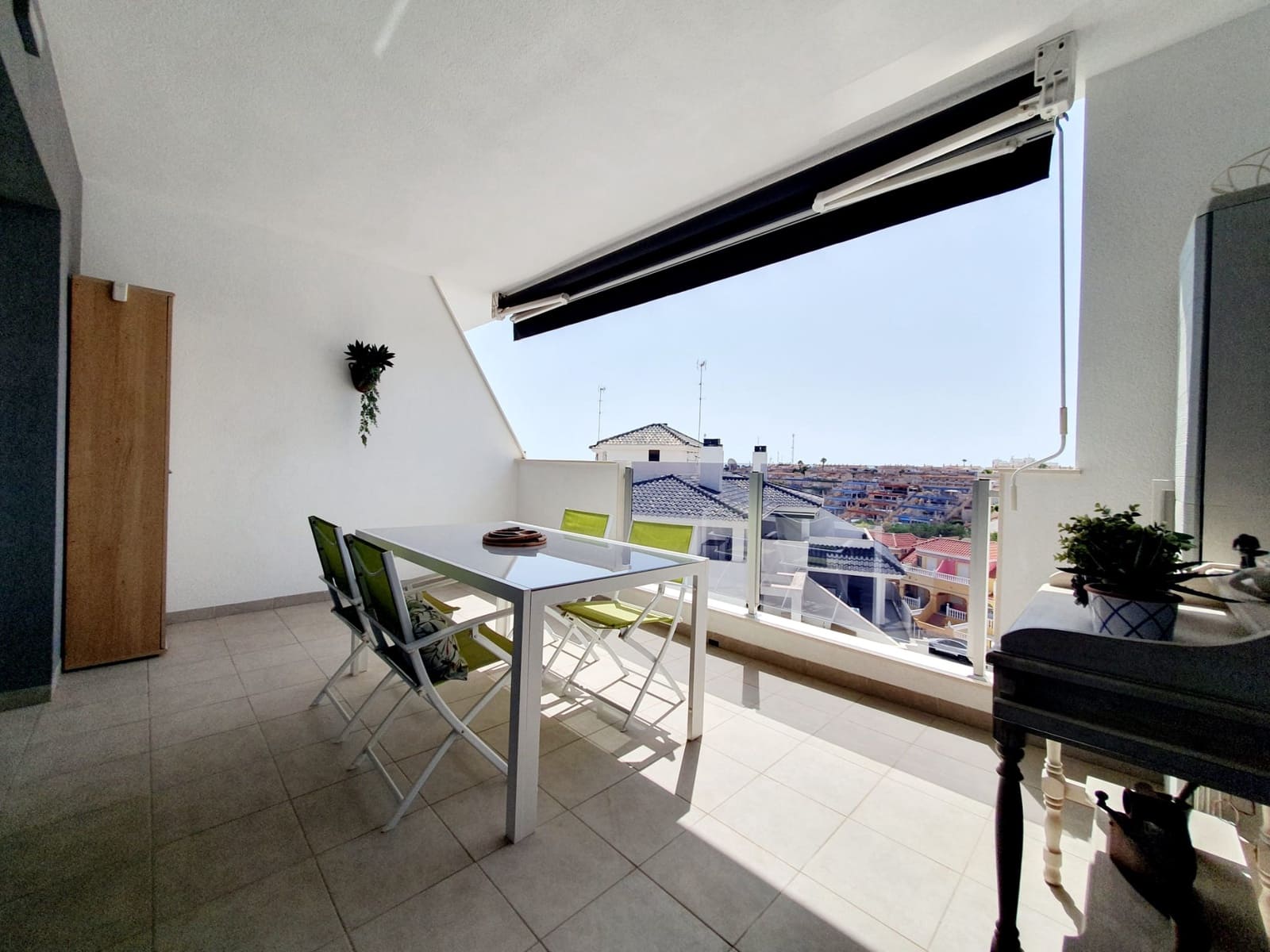 3 soveværelse Lejlighed til salg i Orihuela Costa med swimmingpool garage - € 254.900 (Ref: 9161754)