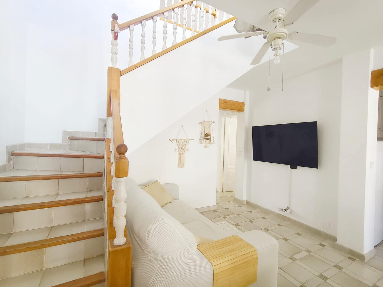 3 soverom Rekkehus til salgs i Orihuela Costa med svømmebasseng garasje - € 299 000 (Ref: 9297775)