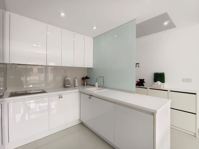 3 quarto Penthouse para venda em Mil Palmeras, Pilar de la Horadada com piscina - 349 500 € (Ref: 9449717)