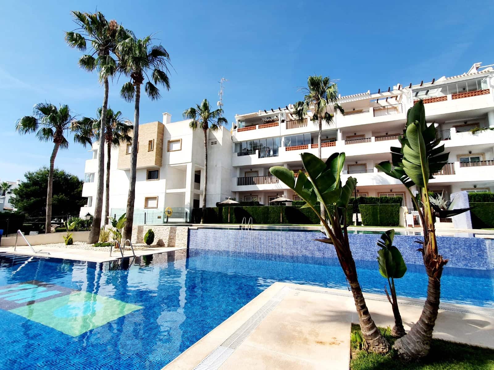 2 bedroom Flat for sale in Orihuela Costa with pool garage - € 189,990 (Ref: 9491648)