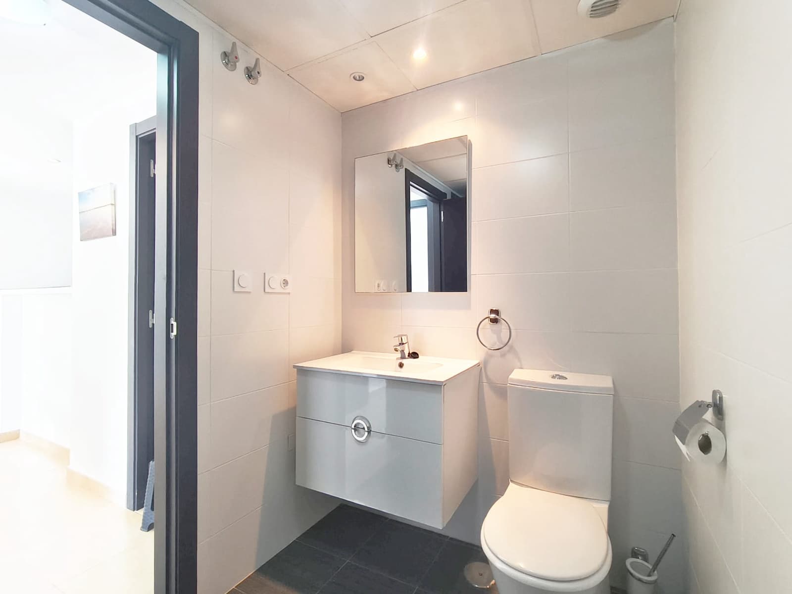 2 bedroom Flat for sale in Orihuela Costa with pool garage - € 189,990 (Ref: 9491648)