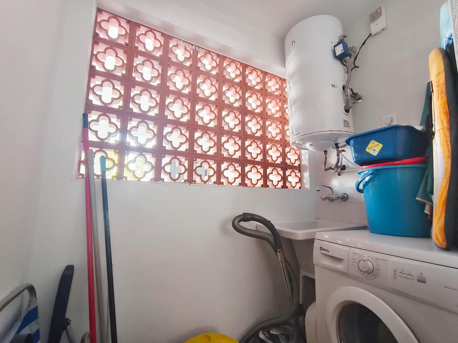 2 bedroom Flat for sale in Orihuela Costa with pool garage - € 189,990 (Ref: 9491648)