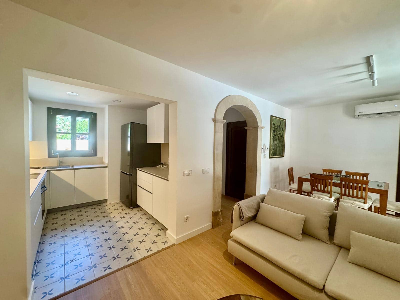 Finca/Maison de Campagne de 4 chambres à louer à Portocolom avec piscine - 3 500 € (Ref: 10019418)