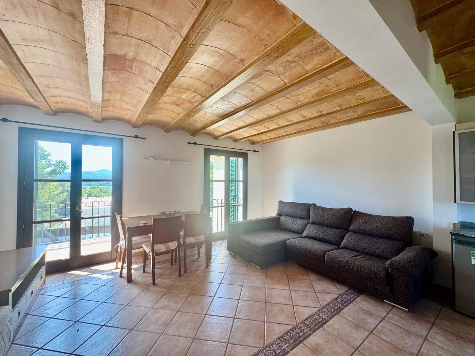 Finca/Maison de Campagne de 4 chambres à louer à Portocolom avec piscine - 3 500 € (Ref: 10019418)