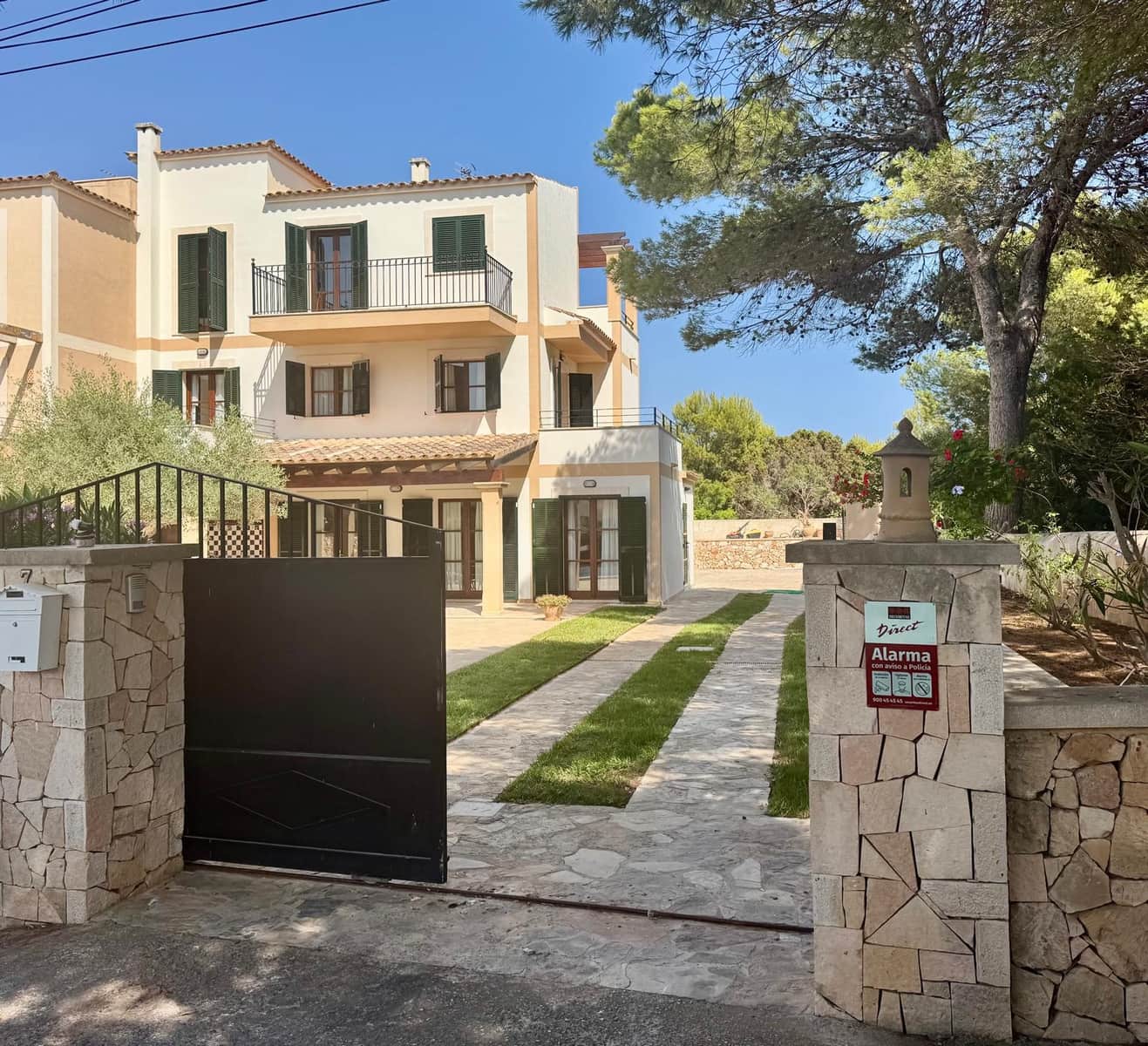 Finca/Maison de Campagne de 4 chambres à louer à Portocolom avec piscine - 3 500 € (Ref: 10019418)