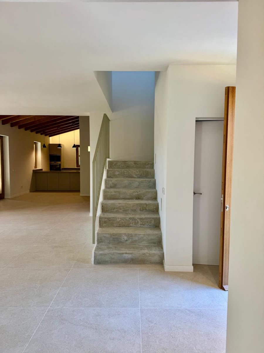 3 Zimmer Finca/Landgut zu vermieten in Portocolom mit Pool Garage - 4.000 € (Ref: 10021306)