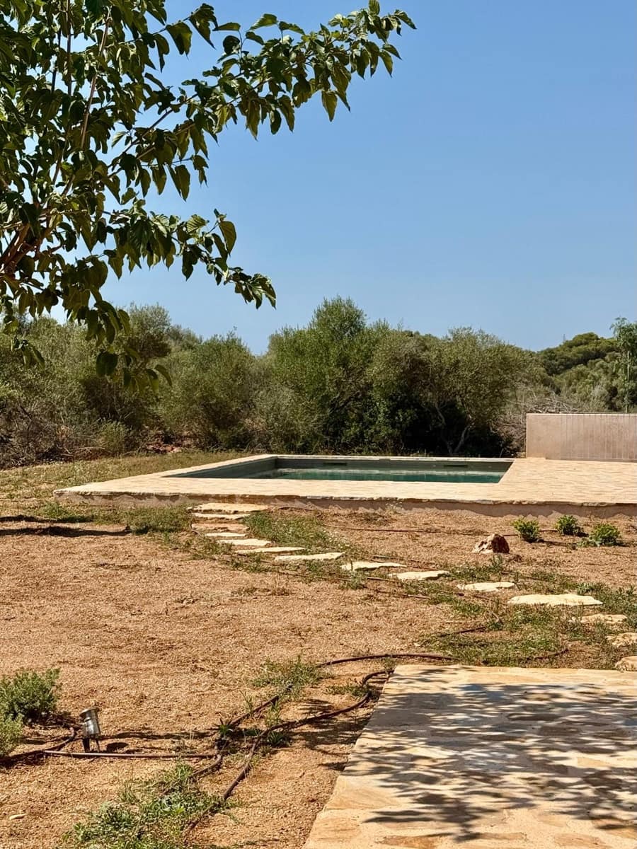 3 Zimmer Finca/Landgut zu vermieten in Portocolom mit Pool Garage - 4.000 € (Ref: 10021306)