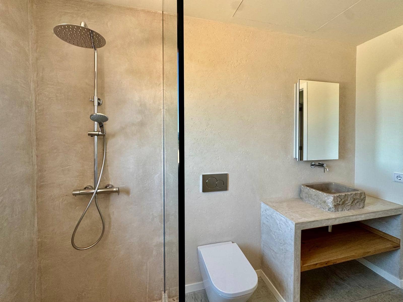 3 Zimmer Finca/Landgut zu vermieten in Portocolom mit Pool Garage - 4.000 € (Ref: 10021306)