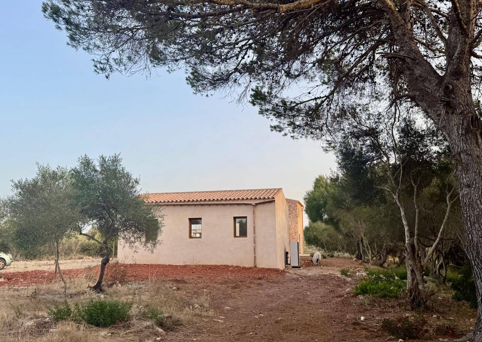 3 Zimmer Finca/Landgut zu vermieten in Portocolom mit Pool Garage - 4.000 € (Ref: 10021306)
