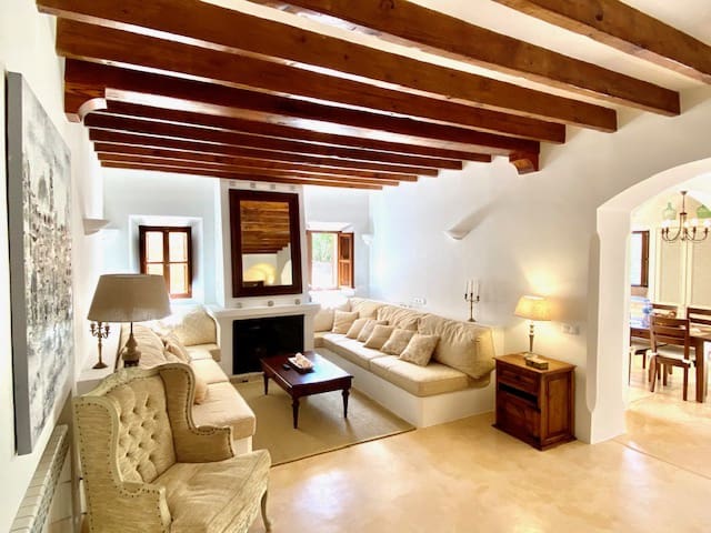 4 slaapkamer Villa te koop in Manacor met zwembad garage - € 3.500.000 (Ref: 6475138)