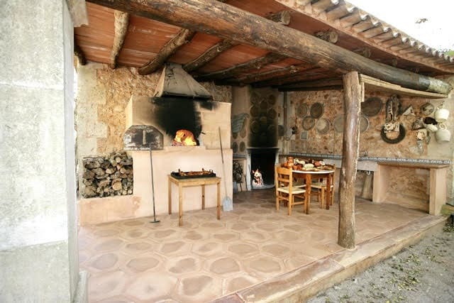 5 soveværelse Finca/Landehus til salg i Porreres med swimmingpool garage - € 2.600.000 (Ref: 6482788)