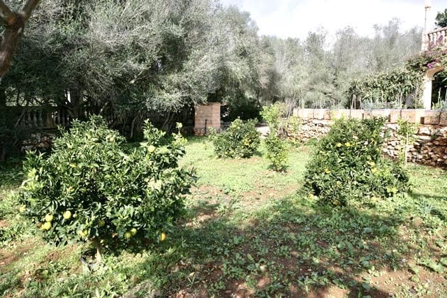 5 soveværelse Finca/Landehus til salg i Porreres med swimmingpool garage - € 2.600.000 (Ref: 6482788)