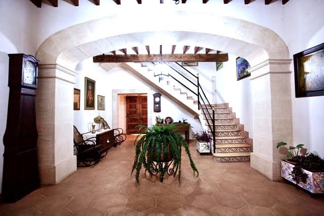 5 soveværelse Finca/Landehus til salg i Porreres med swimmingpool garage - € 2.600.000 (Ref: 6482788)