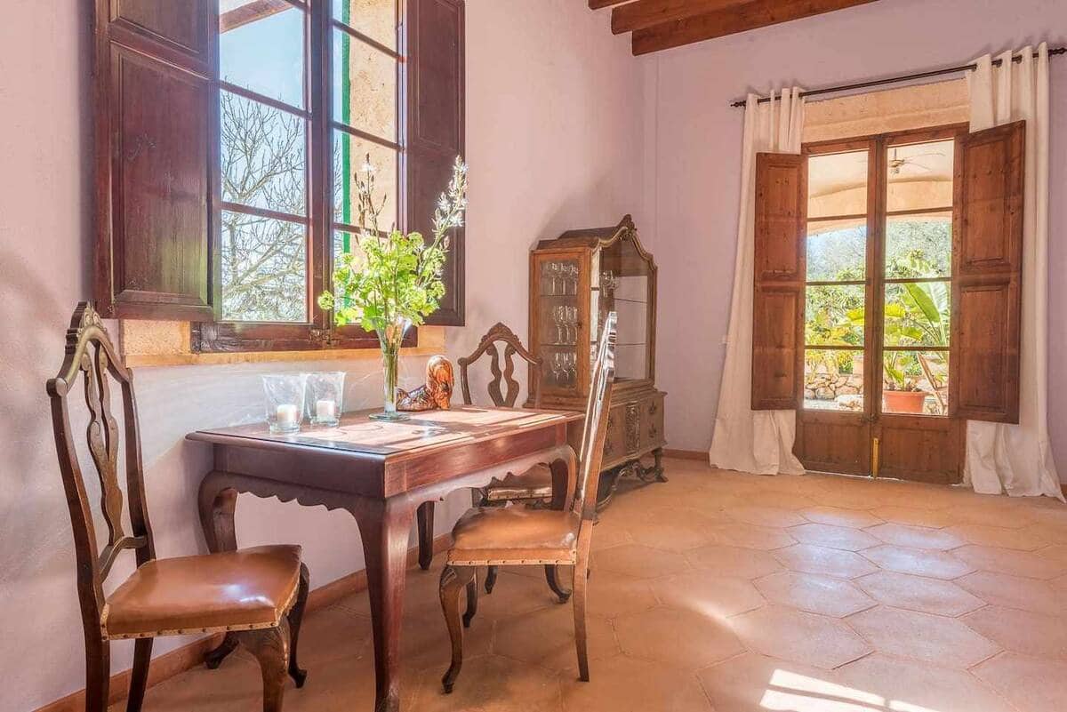 5 soveværelse Finca/Landehus til salg i Porreres med swimmingpool garage - € 2.600.000 (Ref: 6482788)