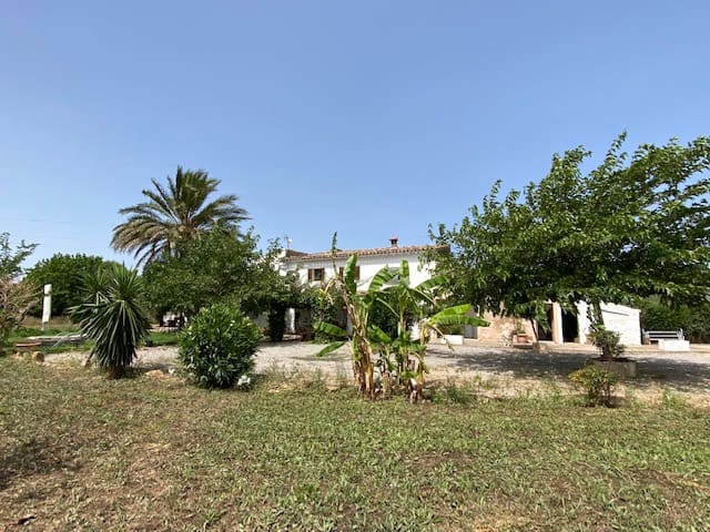 4 slaapkamer Finca/Landhuis te koop in Pollensa / Pollença met garage - € 1.200.000 (Ref: 6954544)