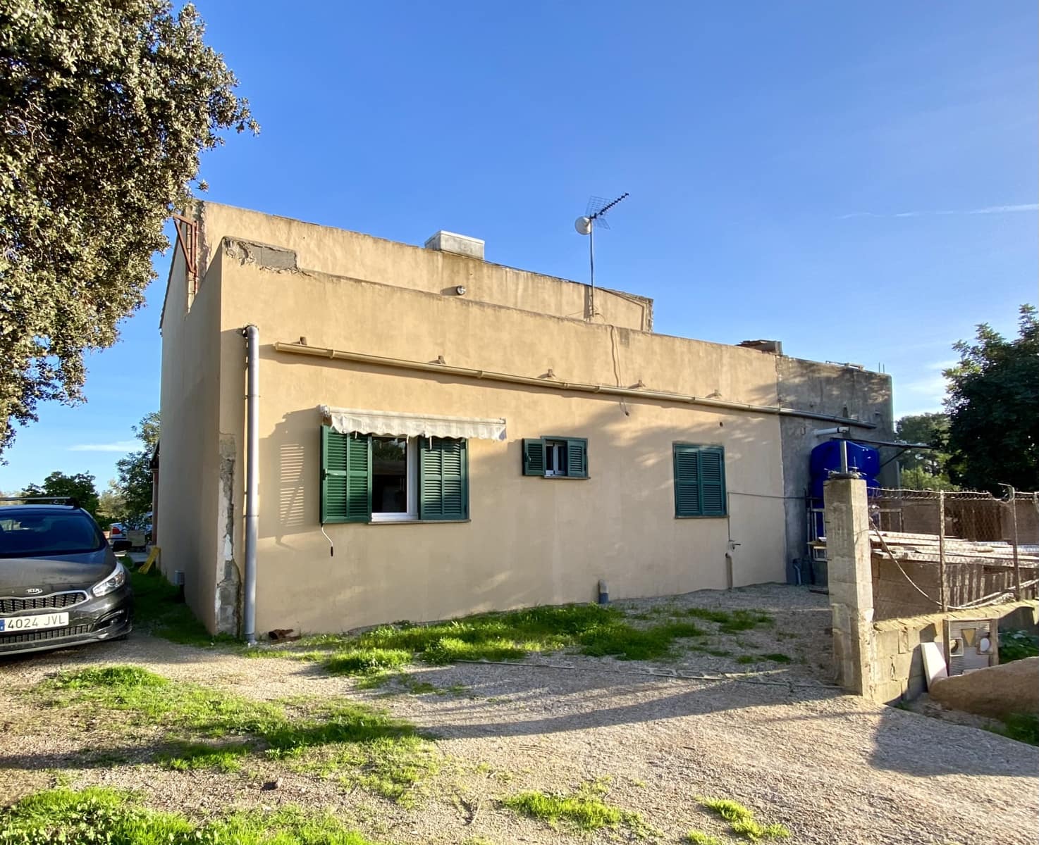 3 soveværelse Finca/Landehus til salg i Porreres med swimmingpool garage - € 750.000 (Ref: 7307092)