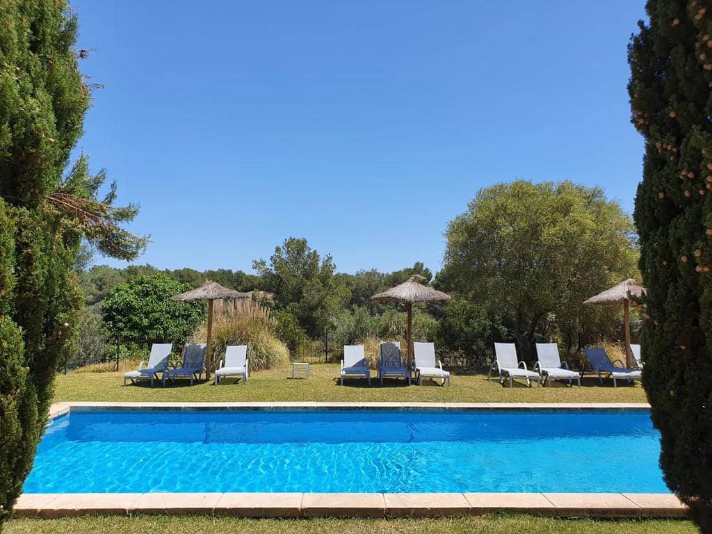 7 soveværelse Finca/Landehus til salg i Portocolom med swimmingpool garage - € 2.080.000 (Ref: 7550329)