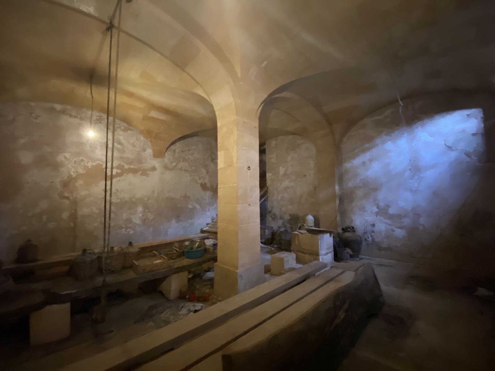 Townhouse for sale in Porreres with pool garage - € 2,340,000 (Ref: 7697452)