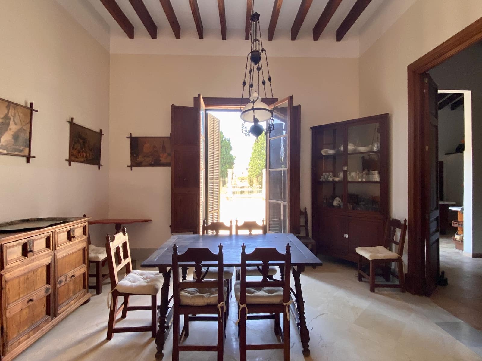 Townhouse for sale in Porreres with pool garage - € 2,340,000 (Ref: 7697452)