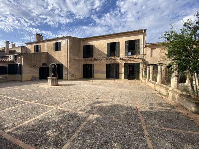 Hus til salgs i Porreres med svømmebasseng garasje - € 2 340 000 (Ref: 7697452)